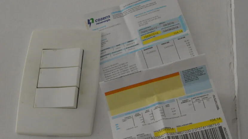 Bandeira amarela segue em junho e conta de luz terá taxa extra