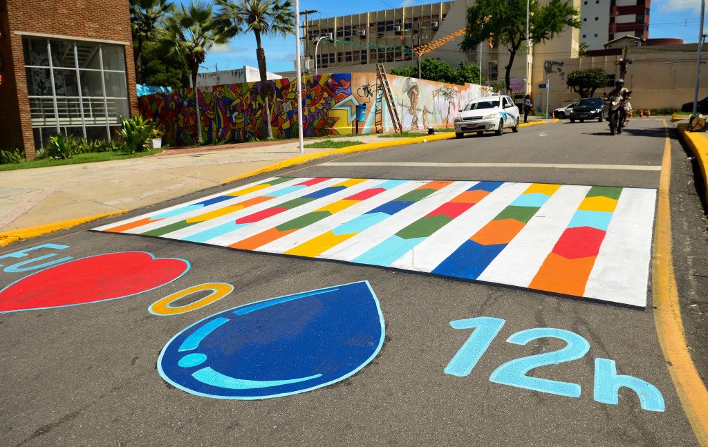 Faixas de pedestres de Mossoró ganham arte junina no Corredor Cultural