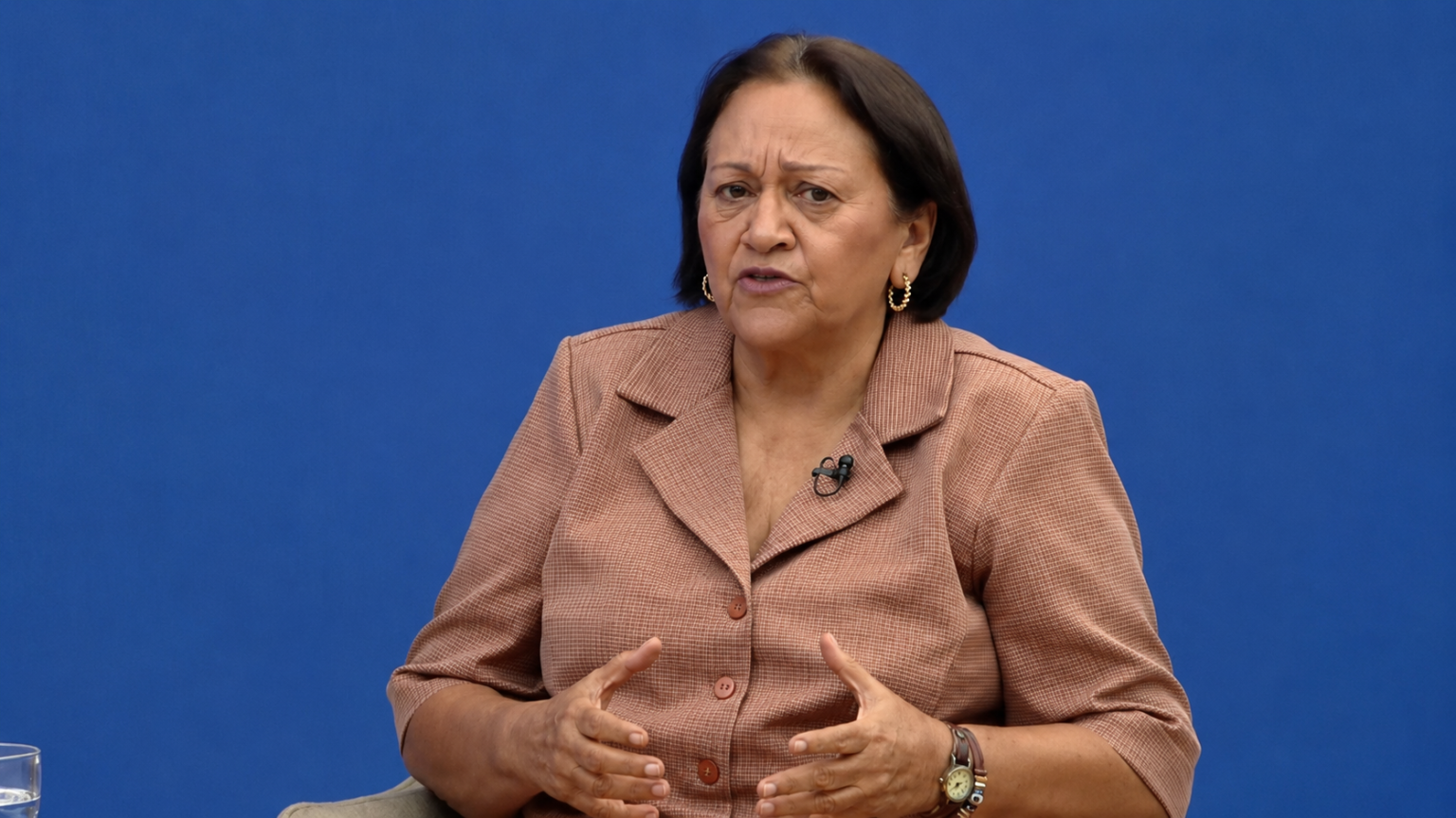 Fátima Bezerra critica adversários e reforça apoio a Cadu Xavier no RN