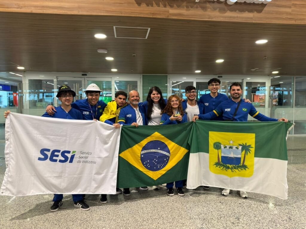 Estudantes do RN ganham prêmio nos EUA com projeto de robótica para o sertão