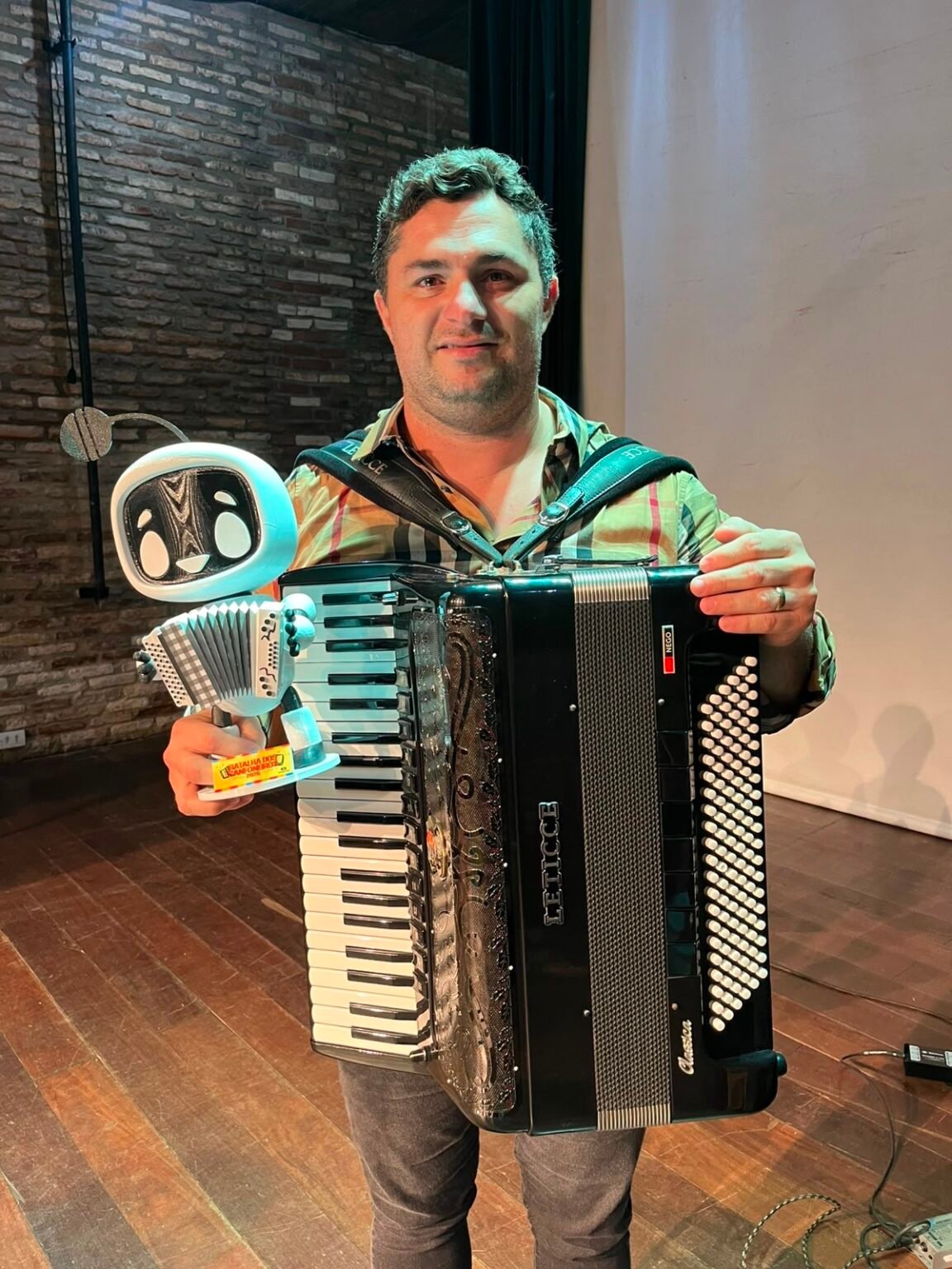 Gilson do Acordeon conquista a 2ª Batalha dos Sanfoneiros do Inter 1