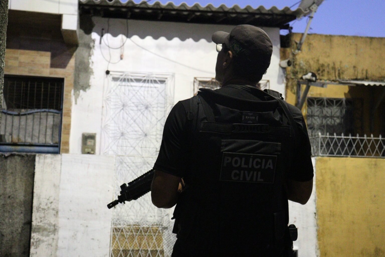 Homem é preso em Parnamirim por armazenar imagens íntimas da ex-companheira